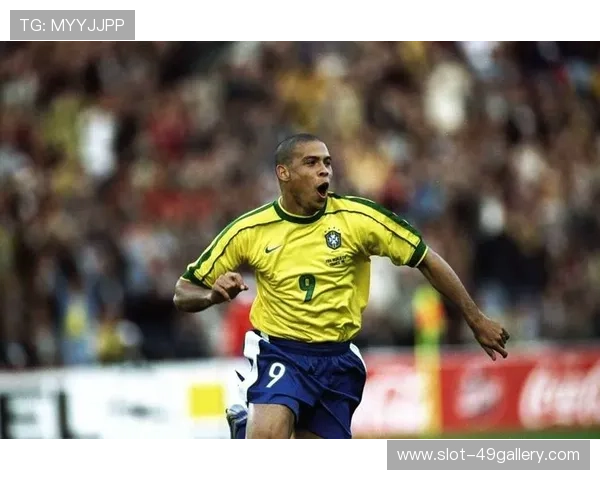 历史上最伟大的足球球星是谁他如何定义了足球的魅力与传奇 历史上最伟大的足球球星是谁他如何定义了足球的魅力与传奇